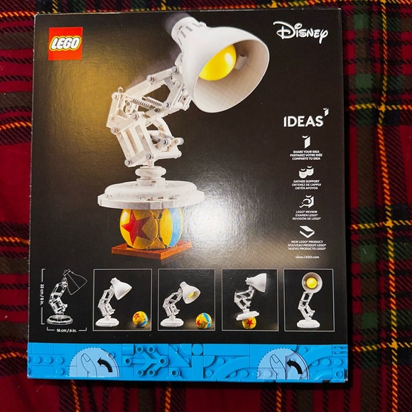 Pixar Lego Set NIB 613 Pieces - Picture 2 of 9